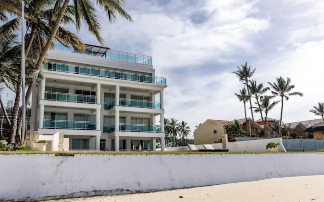 Watermark Luxury Oceanfront All Suite Hotel