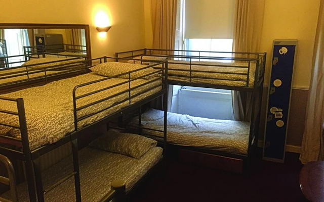 Bobby's Bunkhouse - Hostel