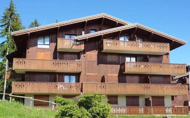 Chalet With 2 Bedrooms In Villard Sur Doron With Wonderful Mountain View And Furnished Balcony