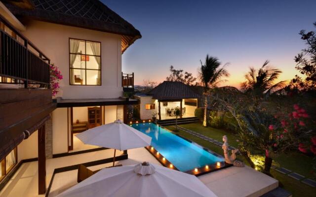 Balangan Beach Villa