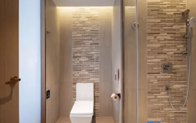 Lavande Hotel (Zhangwu Zhonghua Road Dingxin Fashion Plaza)