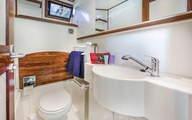 Kuhnle-Tours Hafendorf Müritz