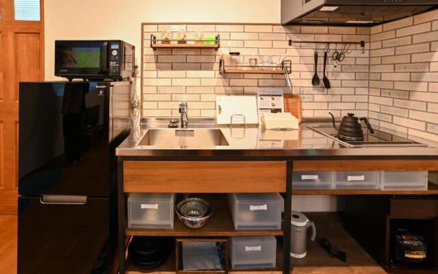 Lake Side Inn Beehive