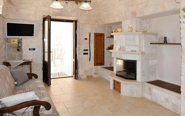 Mansion With Pool Ostuni
