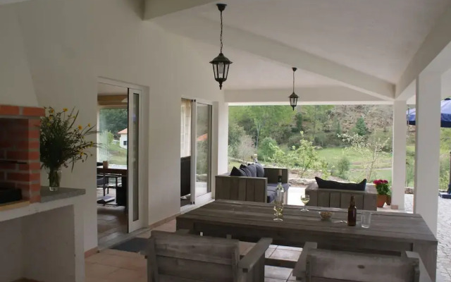 Semi-detached Home in Covas With Shared Pool