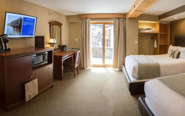 Golden Arrow Lakeside Resort