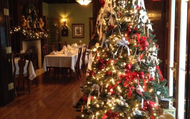 The Belvedere Inn & Restaurant