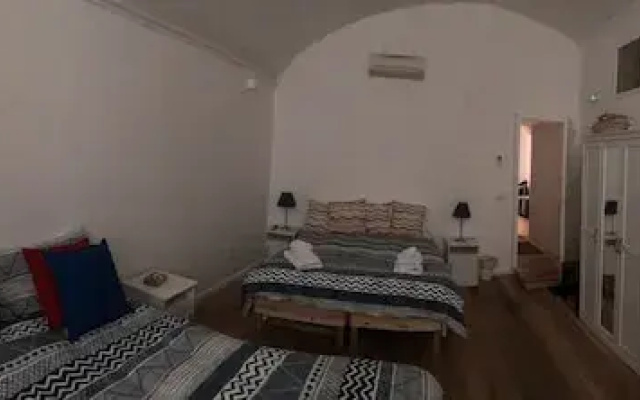 Munaciello Rooms