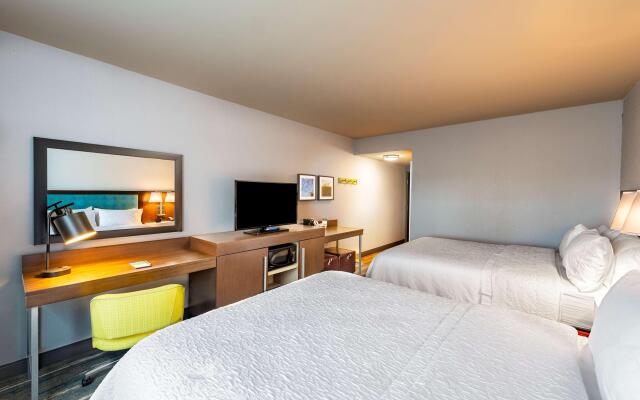 Hampton Inn & Suites Keller Town Center