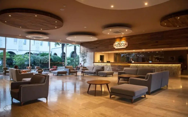 Hotel Village Slovenska Plaza