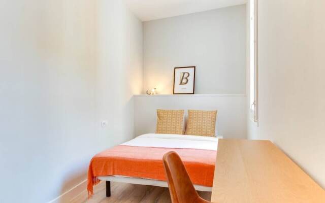 Stunning 2 Bed, all new in Gracia Neighborhood