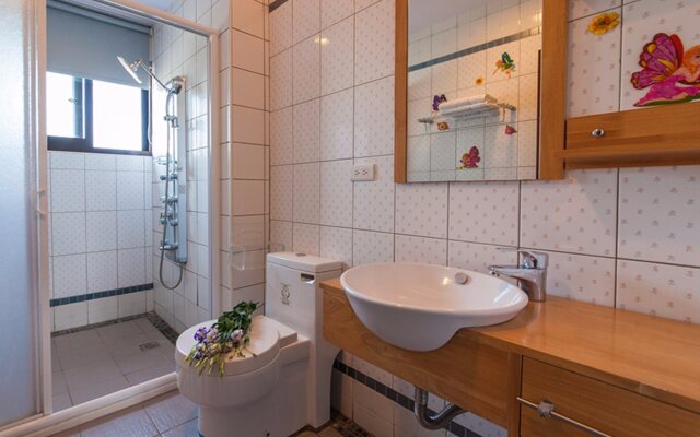 Riverbank B&B