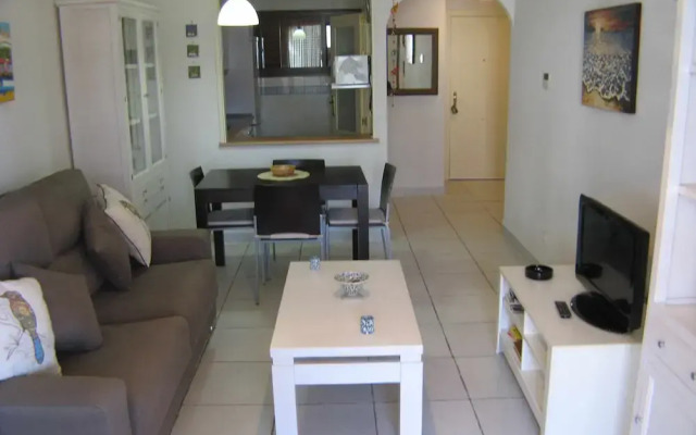 VenAVera E21B - 1 Bedroom/1Bath Beachfront WIFI