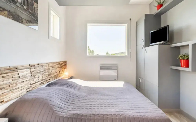 Mesmerising Villa in Les Vans With Private Pool
