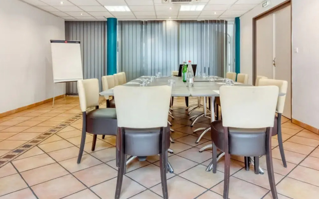 Logis Hotel Restaurant Les II Mas