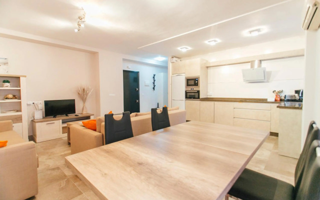 Minty Stay - 3BD Alcazar