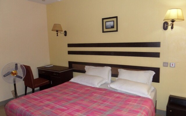 Spring Hill Hotel