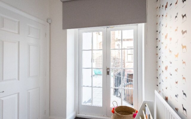 The South Kensington Place - Modern & Bright 4bdr Townhouse