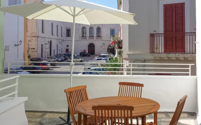 Beautiful Apartment in Matino With 1 Bedrooms