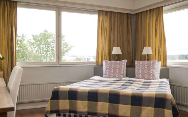 Hotel Adlon