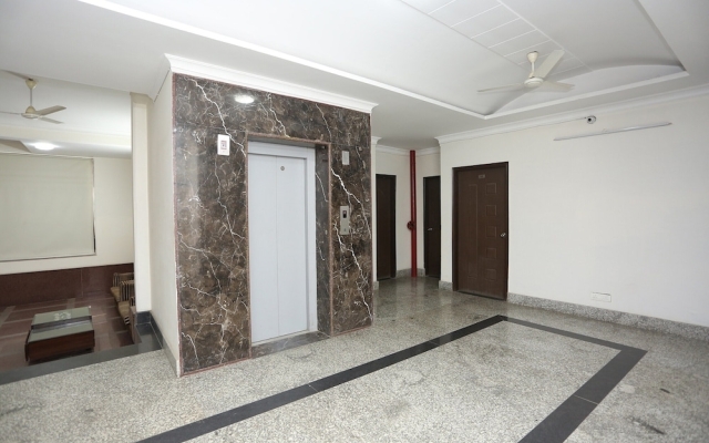 OYO 15822 Ryan Residency
