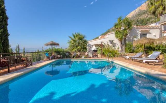 Holiday Home Petite Fleur