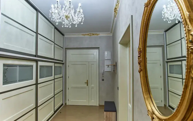 Presidential Apartment In The  Old Town Square