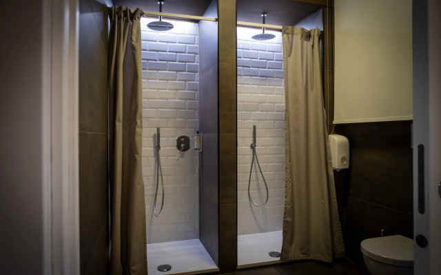 Hostelò Luxury Hostel