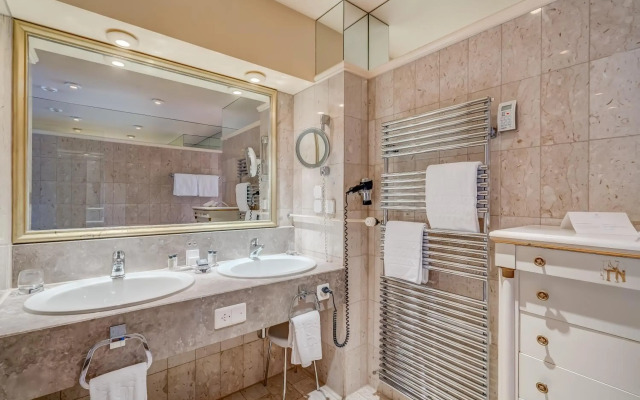 Grand Hotel National