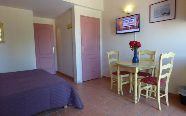 AppartHotel Festival Sud Aqua - Gare TGV