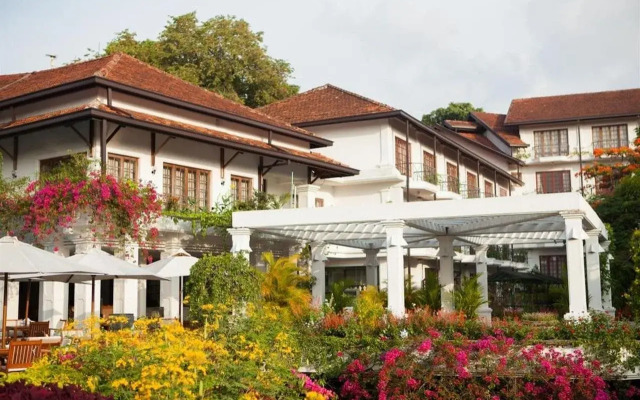 Mahaweli Reach Hotel