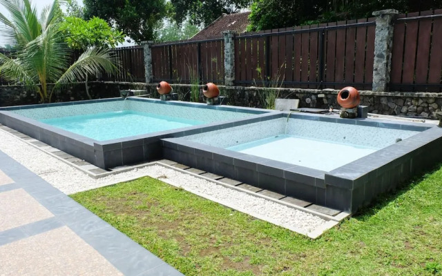 Villa Prambanan Jogja with Private Swimming Pool by Simply Homy