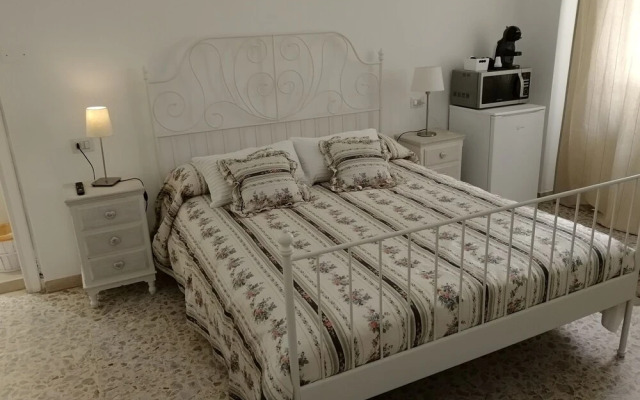 Triple Room With Private Bath 10 Min From Tiburtina Station