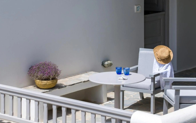 Byzantio Beach Suites & Wellness