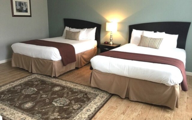 The Dahlonega Square Hotel & Villlas