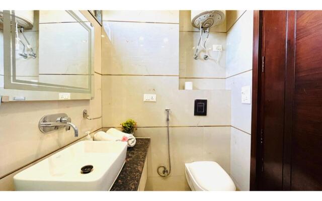 Bluo 1Bhk City Centre - Balcony Lift Terrace