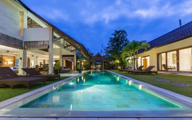 Abaca Villas