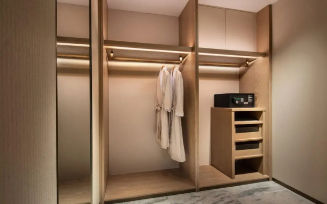 Crowne Plaza Xiangxi