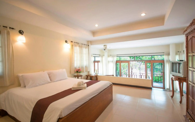 Tak Andaman Resort & Hotel