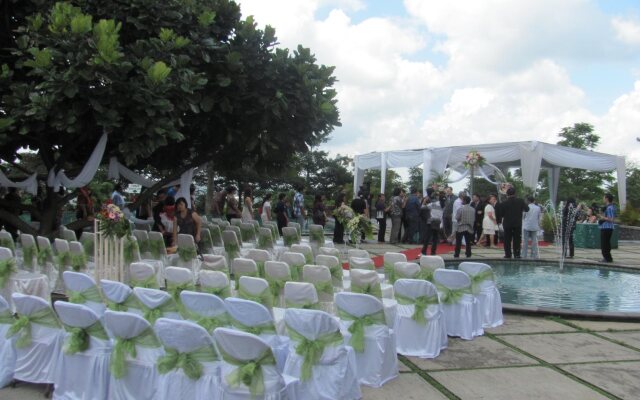 d'Emmerick Salib Putih Hotel Salatiga