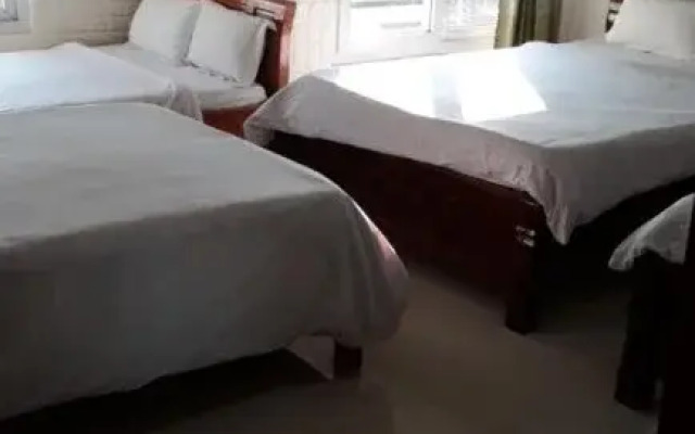 Bat Tri Hotel