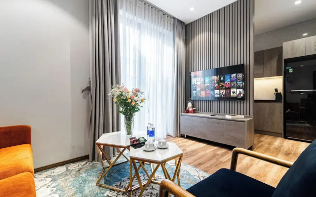 Luxe Paradise Suites Hotel  To Ngoc Van