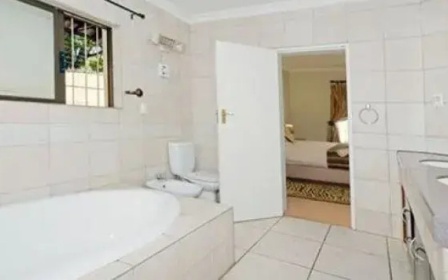 Randburg Cottages & Conferencing