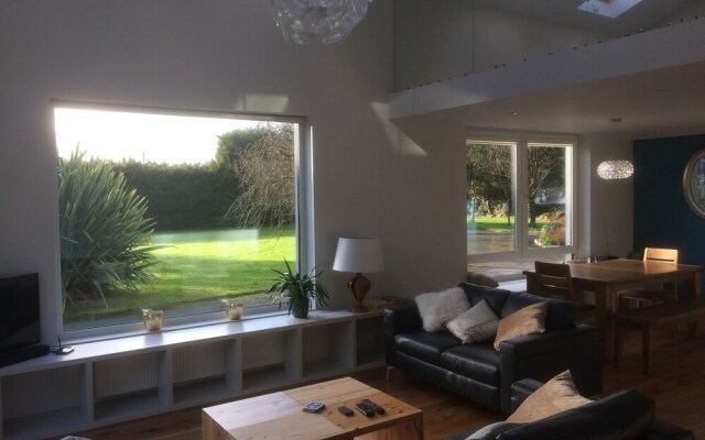 Exclusive Garden Apartment