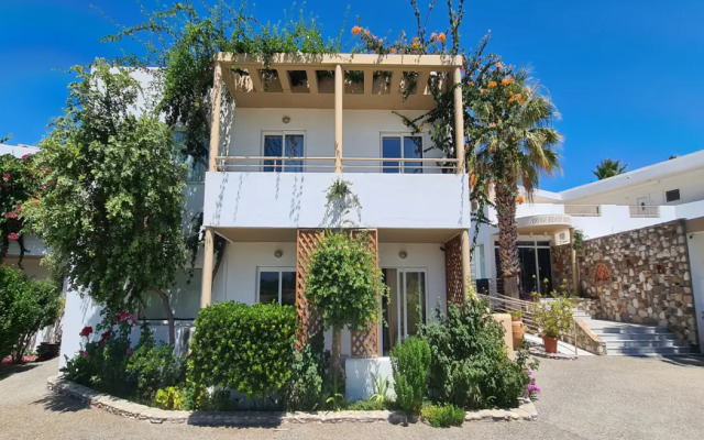 Irina Beach Hotel