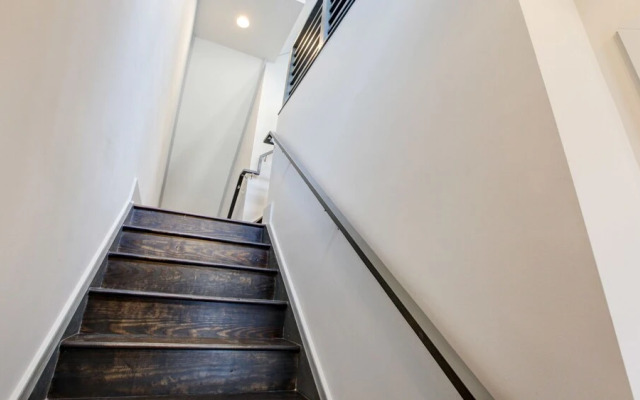 2 Bedroom, Domain Way