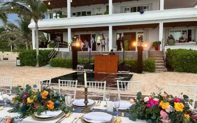 Perfect Beach Location For Families And Weddings