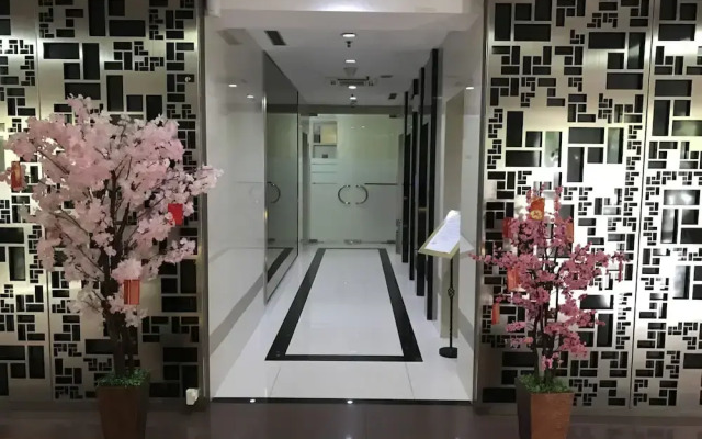 Kondominium Golf Karawaci
