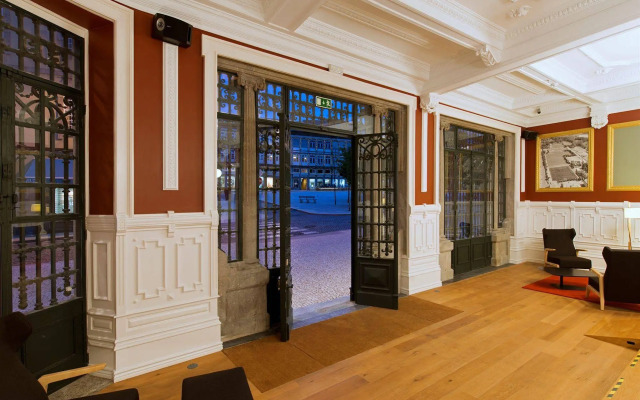 EMAJ Guimarães Boutique Hotel