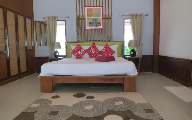 Green Papaya Resort